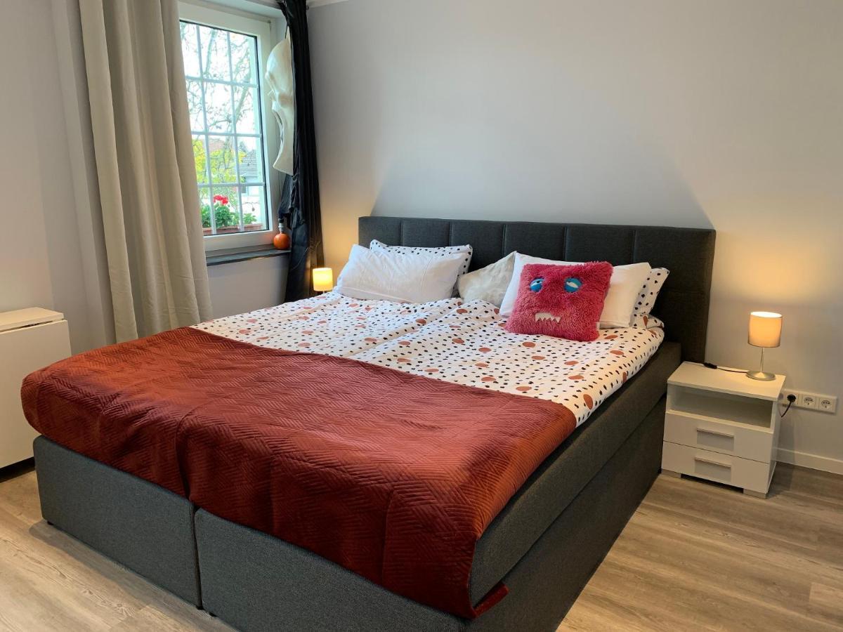 Ostello Dormitorium Kaarst Wohnraum Auf Zeit Esterno foto