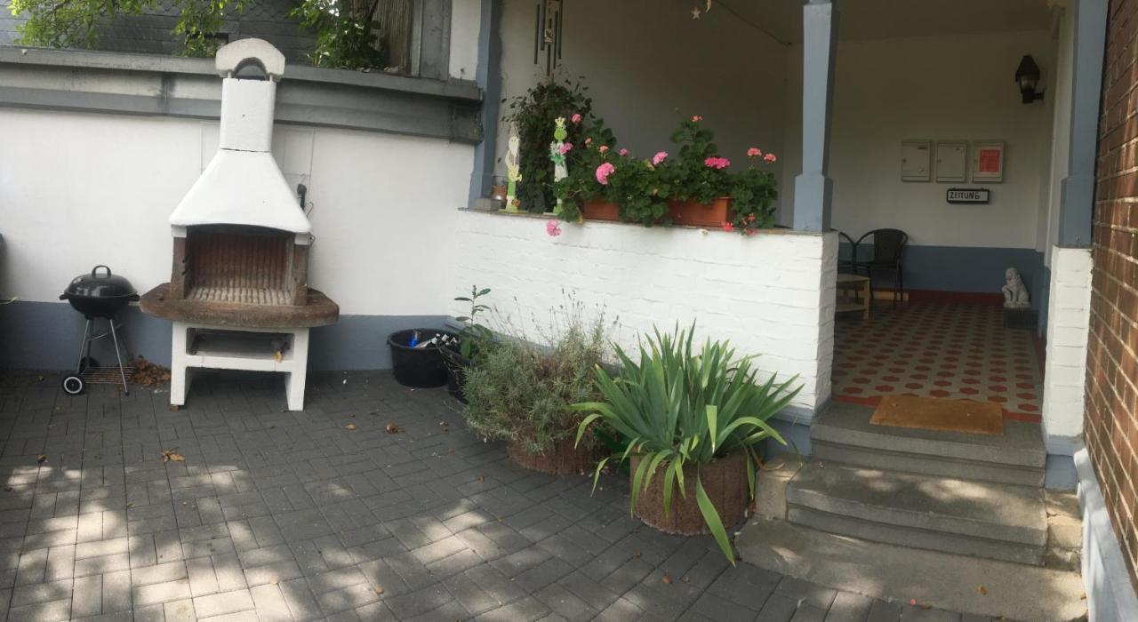 Ostello Dormitorium Kaarst Wohnraum Auf Zeit Esterno foto